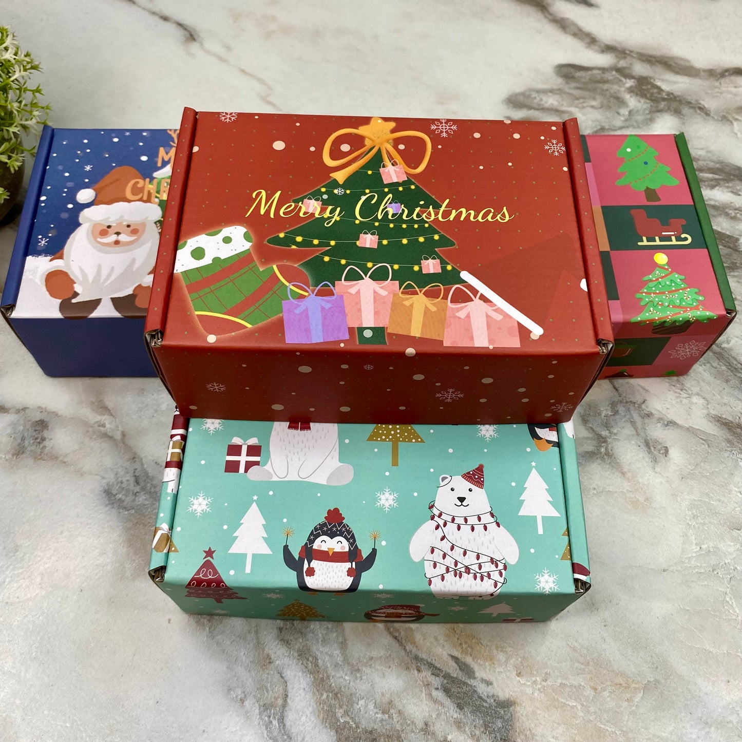 Christmas Gift Box with Crinkle Paper - Small