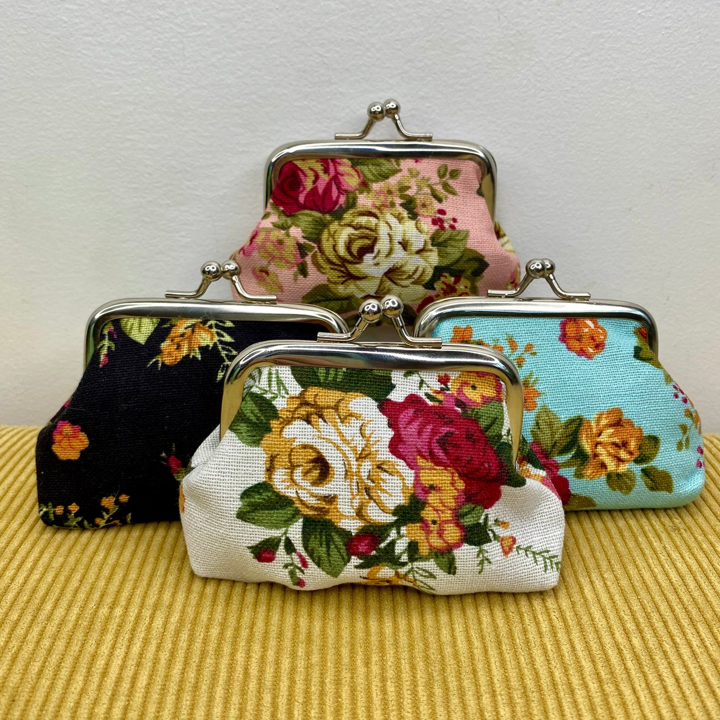 Clamshell Coin Purse Wallet (Smaller) - Floral